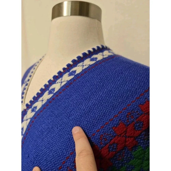 Vintage 60s 70s Artisan Hand Knit Southwestern Argentinian Poncho Bohemian Blue - Picture 8 of 9